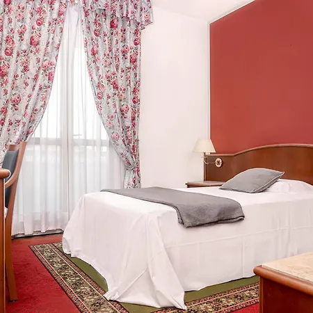 Poli Hotel